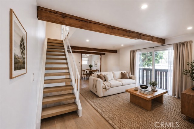 Front Image Thumbnail for CRPW26088036