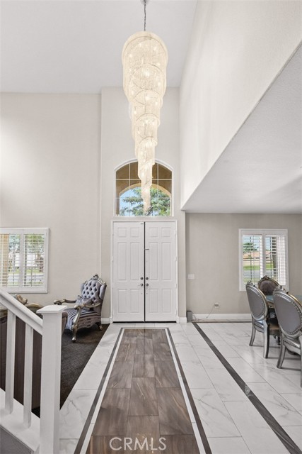 Detail Gallery Image 5 of 45 For 125 E Saint Andrews, Ontario,  CA 91761 - 5 Beds | 3 Baths