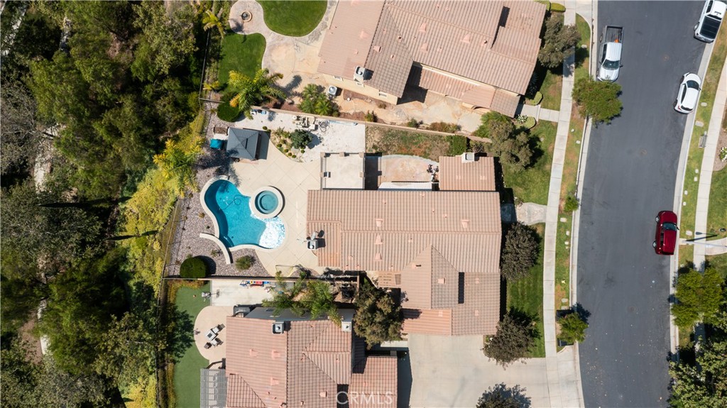 MLS #OC25181828 img 29