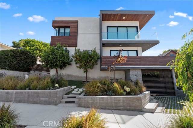 928 Juanita Avenue, Redondo Beach, California 90277, 4 Bedrooms Bedrooms, ,1 BathroomBathrooms,Residential,Sold,Juanita,SB21120693