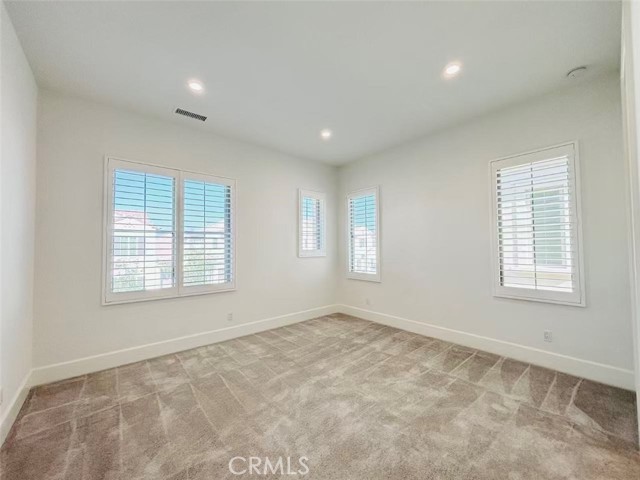 Detail Gallery Image 27 of 32 For 134 Bozeman, Irvine,  CA 92602 - 4 Beds | 4/1 Baths