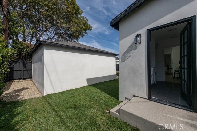 2205 Wendy Way, Manhattan Beach, California 90266, 4 Bedrooms Bedrooms, ,2 BathroomsBathrooms,Residential,For Sale,Wendy,SB24216295