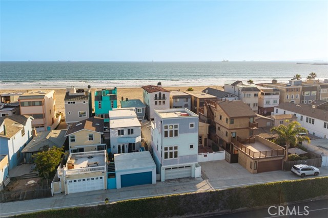 55 B Surfside Avenue, Surfside CA: https://media.crmls.org/medias/d98aeae8-5230-43bc-be5e-37f75e57160b.jpg