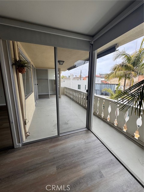 Detail Gallery Image 9 of 12 For 103 Ravenna Dr #15,  Long Beach,  CA 90803 - 2 Beds | 2 Baths