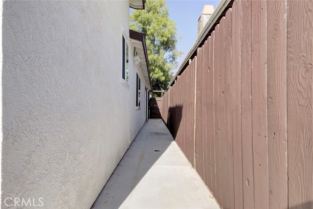 Detail Gallery Image 26 of 26 For 7710 Wentworth St, Tujunga,  CA 91042 - 4 Beds | 2 Baths