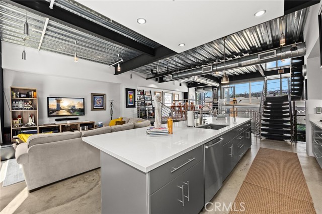 Detail Gallery Image 13 of 31 For 3240 Casitas Ave, Los Angeles,  CA 90039 - 3 Beds | 3/1 Baths