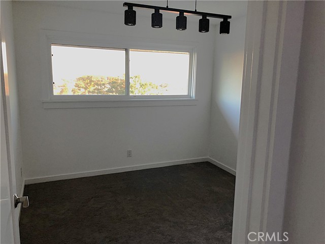 Detail Gallery Image 10 of 19 For 1200 Opal St #22,  Redondo Beach,  CA 90277 - 3 Beds | 2/1 Baths