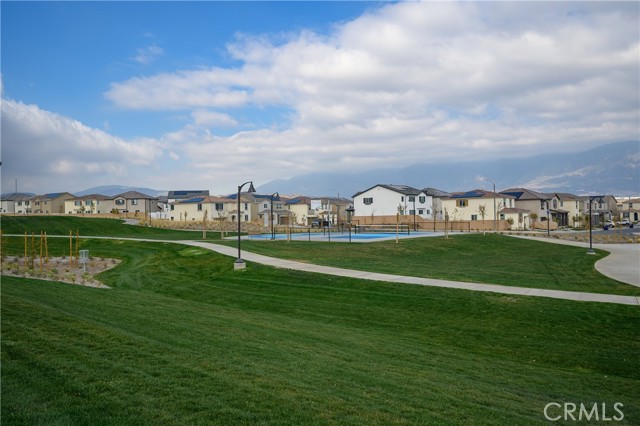 2454 Gunner Ridge Way, Rialto CA: https://media.crmls.org/medias/d98cd426-1c55-4b1f-ab21-7a9e1f6b5365.jpg