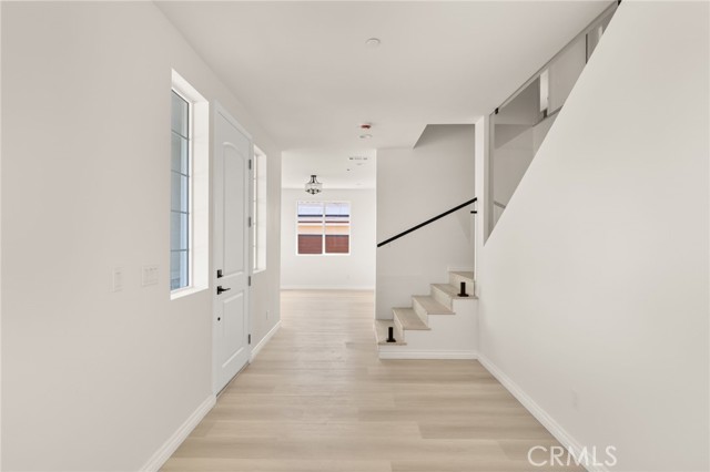 Detail Gallery Image 15 of 36 For 5978 Copperfield Ave, Riverside,  CA 92506 - 5 Beds | 4/1 Baths