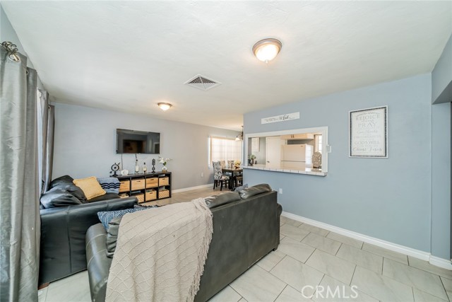 Detail Gallery Image 12 of 36 For 8573 Williams, Fontana,  CA 92335 - 3 Beds | 1 Baths