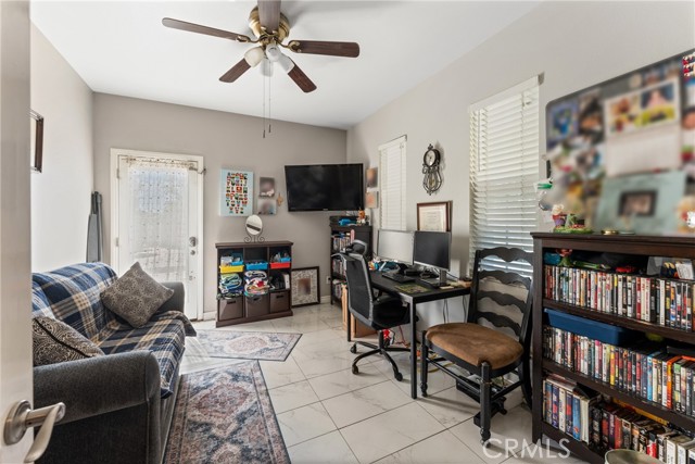 Detail Gallery Image 15 of 40 For 1438 Northstar St, San Bernardino,  CA 92407 - 4 Beds | 3 Baths