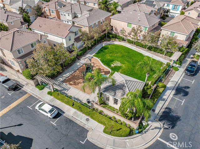 Detail Gallery Image 30 of 32 For 24502 Montevista Cir, Valencia,  CA 91354 - 3 Beds | 2/1 Baths