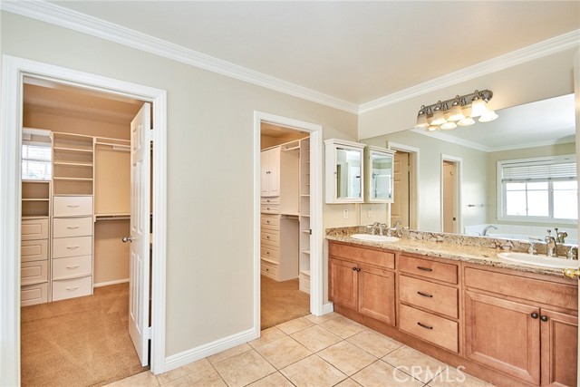 6148 Taylor Canyon Place, Rancho Cucamonga CA: https://media.crmls.org/medias/d98eaceb-f982-4d03-8a74-c691841bad96.jpg