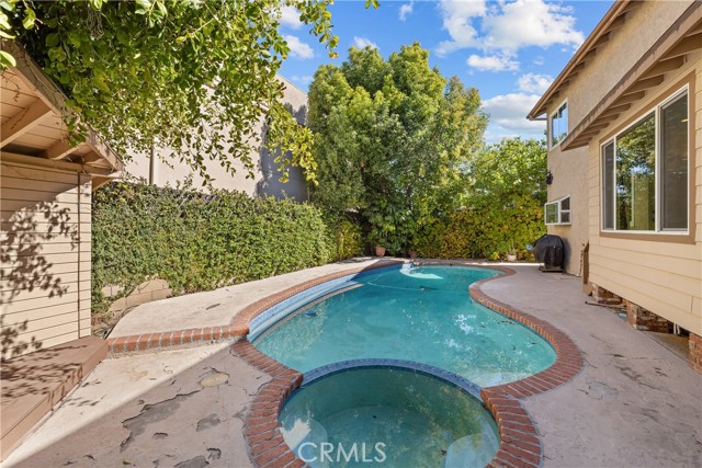 Detail Gallery Image 32 of 35 For 16513 Moorpark St, Encino,  CA 91436 - 5 Beds | 5/1 Baths