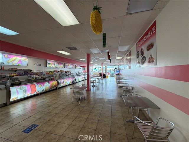 716 E Arrow Highway, Pomona CA: https://media.crmls.org/medias/d98f0792-14c6-4487-b04e-bd6c5e0b7710.jpg