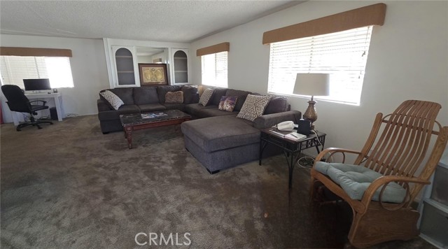 Detail Gallery Image 8 of 28 For 17105 Aragon Dr, Perris,  CA 92570 - 2 Beds | 2 Baths