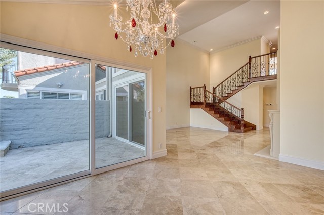 Detail Gallery Image 10 of 31 For 21 Sarena #35,  Irvine,  CA 92612 - 3 Beds | 2/1 Baths