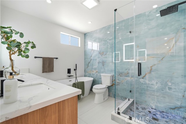 Detail Gallery Image 20 of 35 For 1307 N Avon, Burbank,  CA 91505 - 3 Beds | 2 Baths