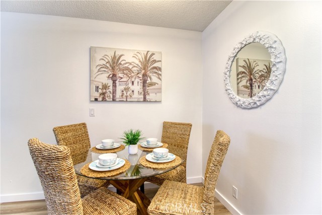 Detail Gallery Image 7 of 29 For 5500 Ackerfield Ave #307,  Long Beach,  CA 90805 - 1 Beds | 1 Baths
