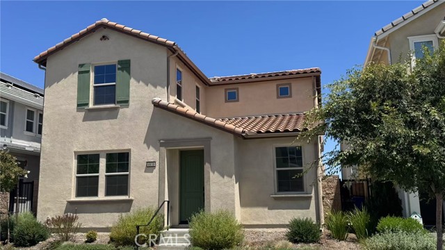 6938 Stonecrop Lane, Fontana CA: https://media.crmls.org/medias/d991b01b-270f-41c6-8bd2-94c1dd103751.jpg