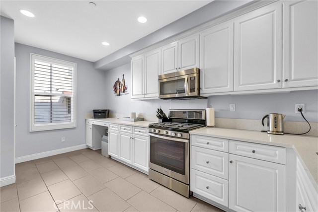 Detail Gallery Image 12 of 26 For 213 Native, Irvine,  CA 92618 - 2 Beds | 2/1 Baths