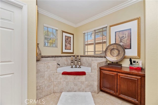 Detail Gallery Image 31 of 58 For 29325 Eagle Dr, Murrieta,  CA 92563 - 5 Beds | 3/1 Baths