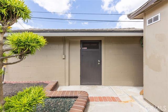 18825 Felbar Avenue, Torrance CA: https://media.crmls.org/medias/d9928bf5-706e-49b5-9161-722d3aa62e5b.jpg