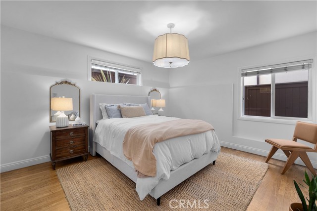 807 Crest Drive, Manhattan Beach CA: https://media.crmls.org/medias/d9933bcd-7bcd-4363-a1a1-f4042bfe98b8.jpg