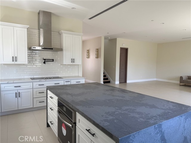 10347 Mapledale Street, Bellflower CA: https://media.crmls.org/medias/d9934d5f-a9b4-4f52-abd9-6020caebf341.jpg