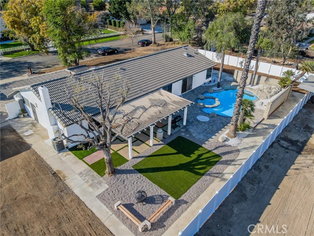 Detail Gallery Image 3 of 57 For 11655 Overland Dr, Fontana,  CA 92337 - 4 Beds | 2 Baths