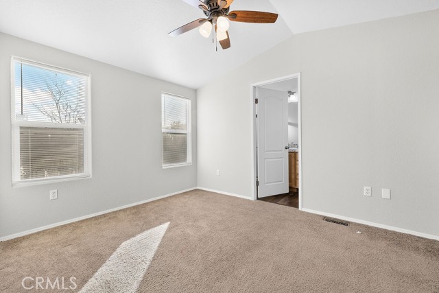 Detail Gallery Image 15 of 38 For 20843 Waalew Rd #B48,  Apple Valley,  CA 92307 - 3 Beds | 2 Baths
