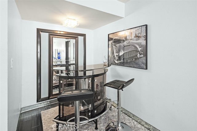 Detail Gallery Image 17 of 26 For 1121 N Olive Dr #209,  West Hollywood,  CA 90069 - 2 Beds | 2 Baths