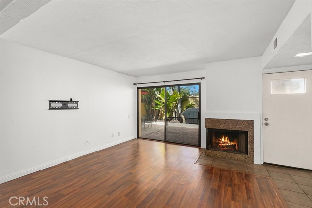 25712 Le Parc, Lake Forest CA: https://media.crmls.org/medias/d9955c5f-08d4-4e48-8e7b-80d8c5a747e0.jpg