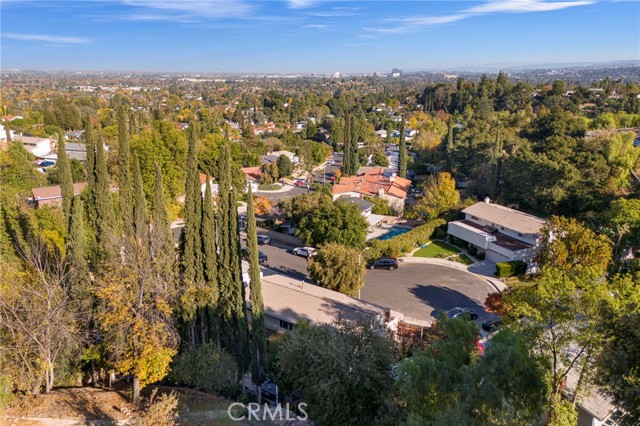 Detail Gallery Image 47 of 50 For 5871 Maury Ave, Woodland Hills,  CA 91367 - 5 Beds | 3 Baths