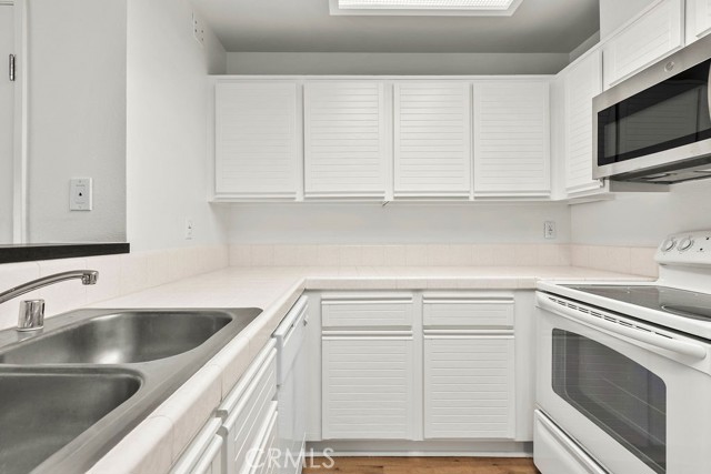 13104 Glen Court, Chino Hills CA: https://media.crmls.org/medias/d996a4a7-f252-42ef-a2b1-6153dae1c00e.jpg