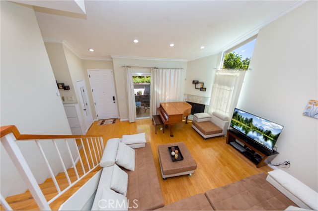 Detail Gallery Image 4 of 28 For 15137 Magnolia a,  Sherman Oaks,  CA 91403 - 3 Beds | 3 Baths