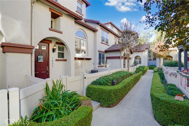 Detail Gallery Image 4 of 52 For 33580 Willow Haven #102,  Murrieta,  CA 92563 - 3 Beds | 2/1 Baths