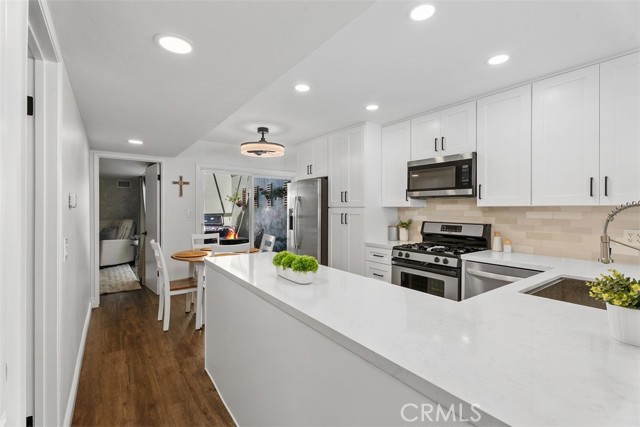 Detail Gallery Image 11 of 35 For 159 Morristown, Costa Mesa,  CA 92626 - 2 Beds | 2 Baths