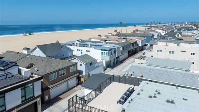 Detail Gallery Image 25 of 25 For 913 E Balboa Blvd #C,  Newport Beach,  CA 92661 - 3 Beds | 3 Baths
