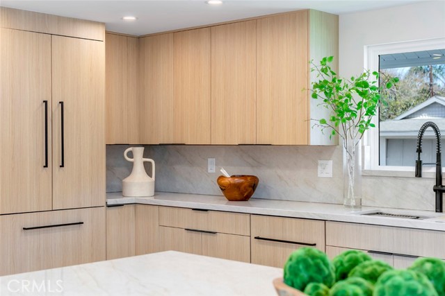 Detail Gallery Image 10 of 57 For 913 Junipero, Costa Mesa,  CA 92626 - 4 Beds | 2 Baths