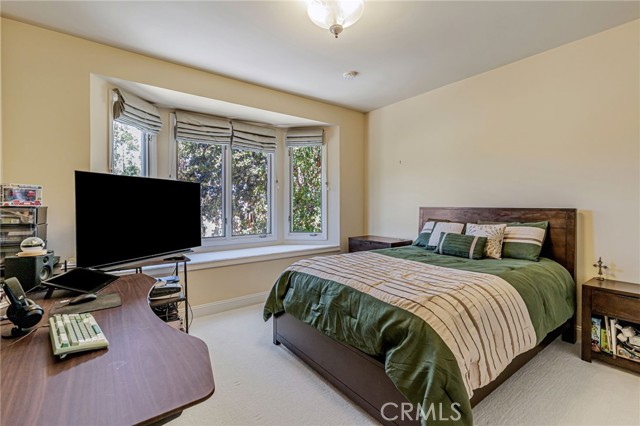 Image 51 of 75 For 20585 Whispering Oaks Drive