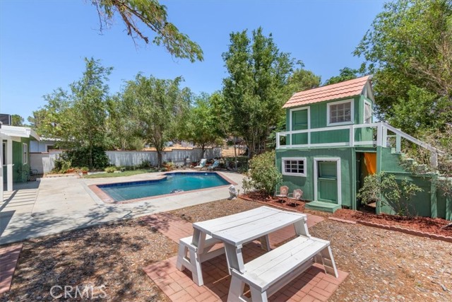 4817 Quartz Hill Rd, Quartz Hill CA: https://media.crmls.org/medias/d99942ae-8a8d-435b-a4c2-4ca9c7a0d493.jpg