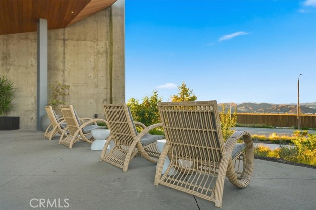 Detail Gallery Image 28 of 50 For 27315 Bear Creek Ln, Valencia,  CA 91381 - 4 Beds | 3/1 Baths