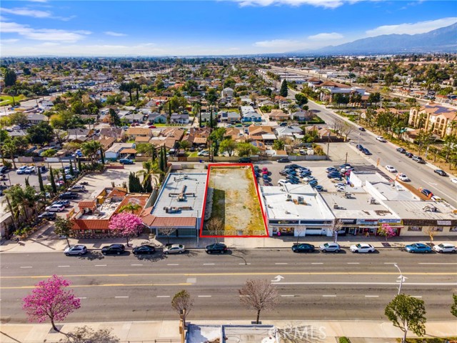 Detail Gallery Image 6 of 19 For 8830 Sierra, Fontana,  CA 92335 - – Beds | – Baths