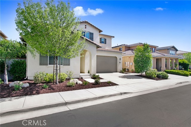 Detail Gallery Image 3 of 60 For 31454 Polo Creek, Temecula,  CA 92591 - 5 Beds | 4/1 Baths