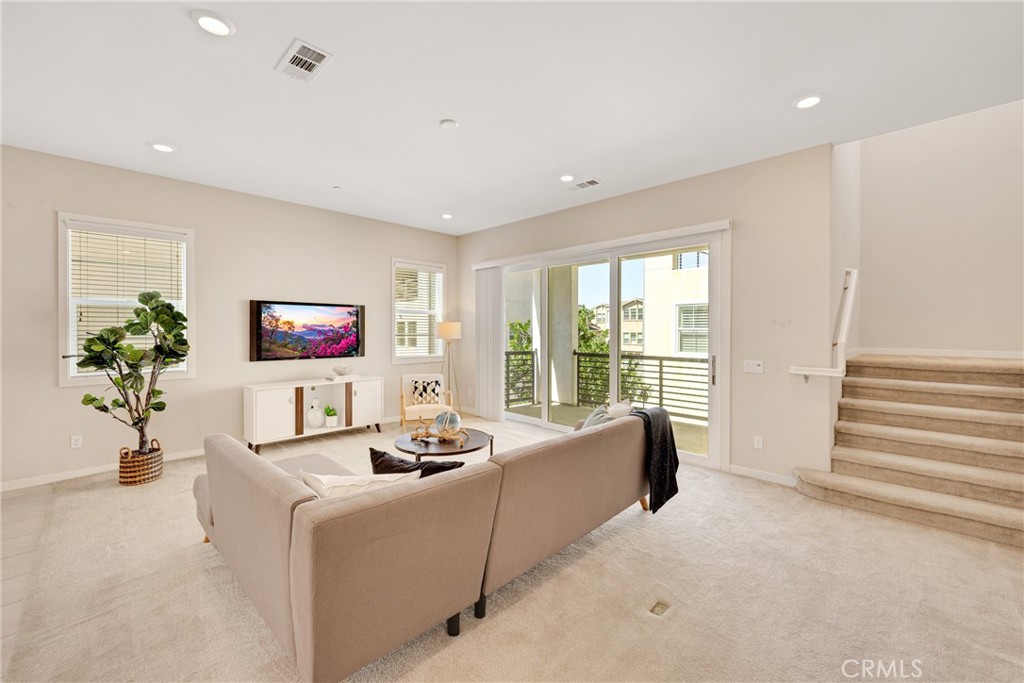 D99bede5 46c0 4d60 8853 7c8511dd378a