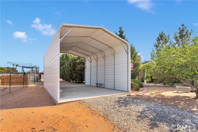14908 Dakota Road, Apple Valley CA: https://media.crmls.org/medias/d99bfd2b-fe51-4d1a-8bbc-664de54cd669.jpg
