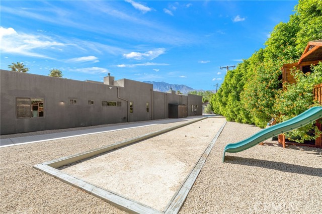 2600 E Vincentia, Palm Springs, CA 92262