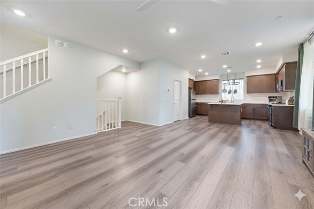 Detail Gallery Image 3 of 12 For 7447 Starfire Pl, Rancho Cucamonga,  CA 91739 - 2 Beds | 2/1 Baths