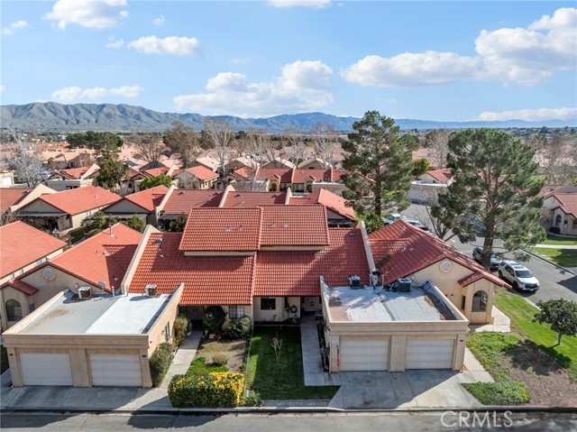 Detail Gallery Image 2 of 53 For 19103 Frances, Apple Valley,  CA 92308 - 2 Beds | 2 Baths